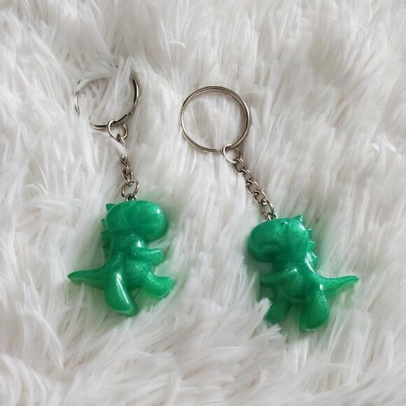 Dinosaur Resin Keychain   - Picture 6 of 16